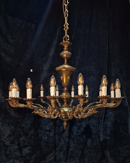 Stately Large Vintage Heavy Italian 16 Arm Brass Chandelier Ceiling Light
