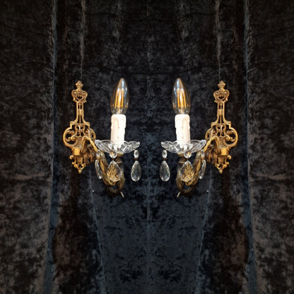 Elegant Pair Vintage Italian Brass and Glass Crystal 1 Arm Sconces Wall Lights
