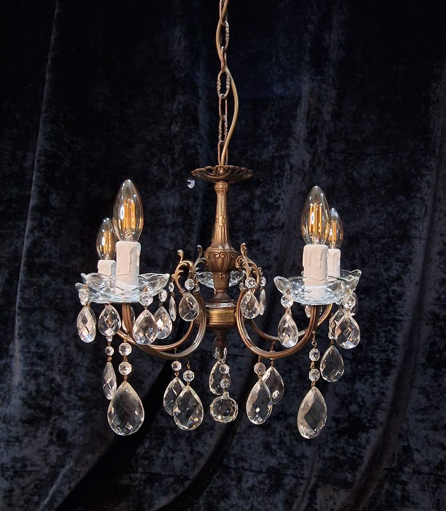 Lovely Elegant Vintage Italian 5 Arm Brass Crystal Chandelier Ceiling Light