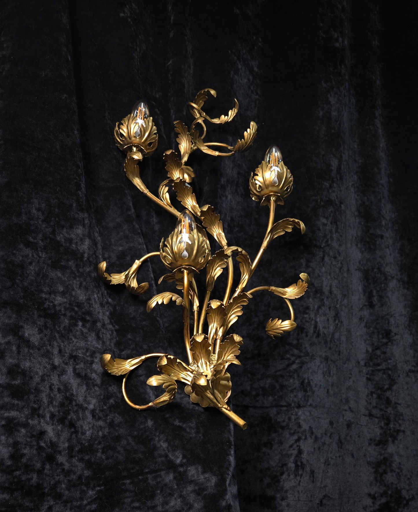 Beautiful Large Vintage Italian 3 Light Gilded Toleware Florentine Sconce Light