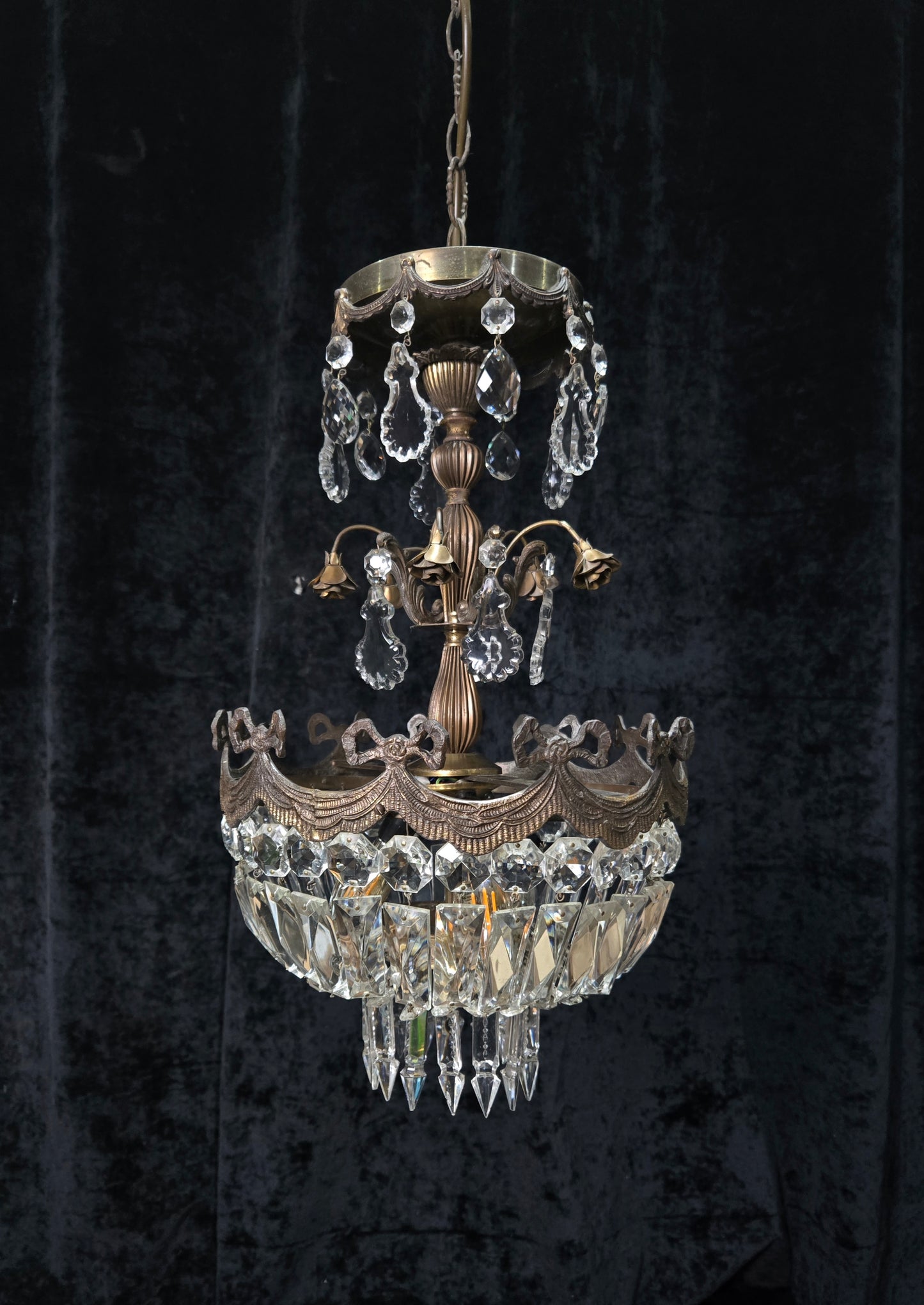 Beautiful Vintage Italian Brass 3 Light Crystal Bag Bows and Roses Chandelier