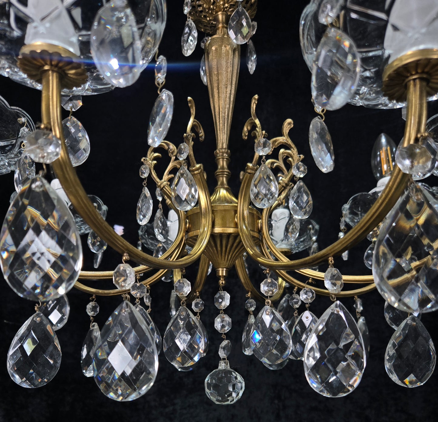 Beautiful Vintage Italian 8 Arm Brass Glass Crystal Chandelier Ceiling Light