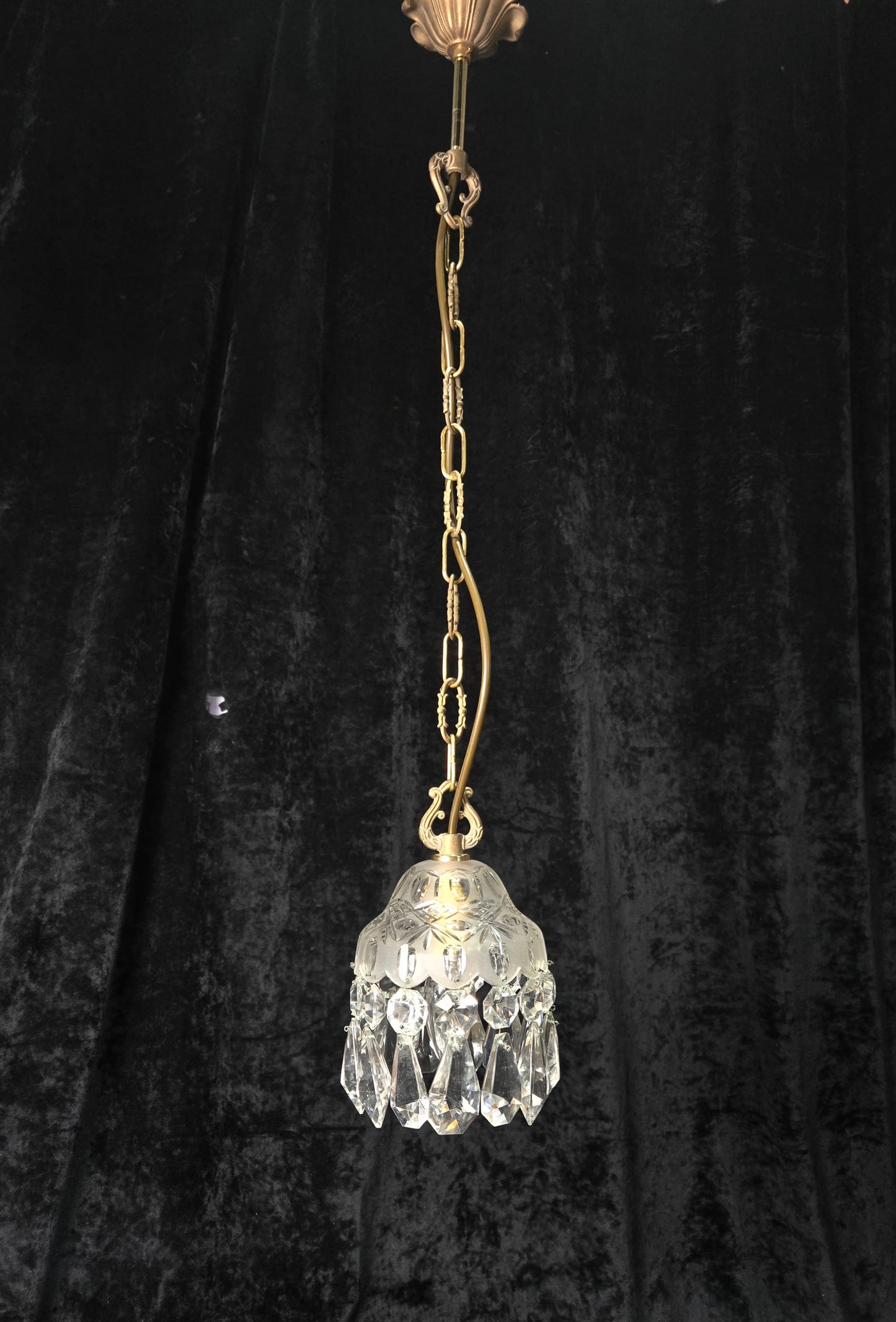 Stunning Petite Cut Glass Crystal Antique Shade Brass Pendant Light Chandelier