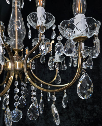Classical Vintage Italian 8 Arm 12 Light Brass Crystal Chandelier Ceiling Light