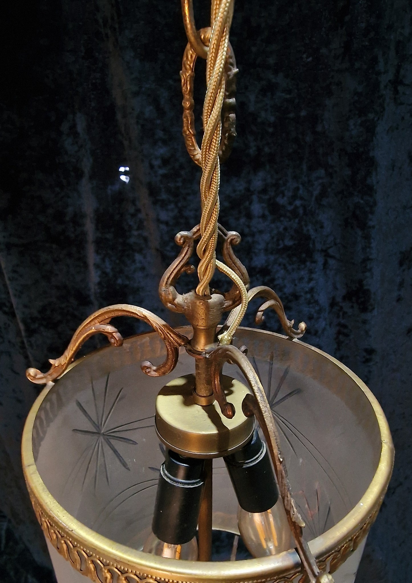 Classical Vintage Italian Cylinder Cut Glass Starburst Brass 3 Light Lantern