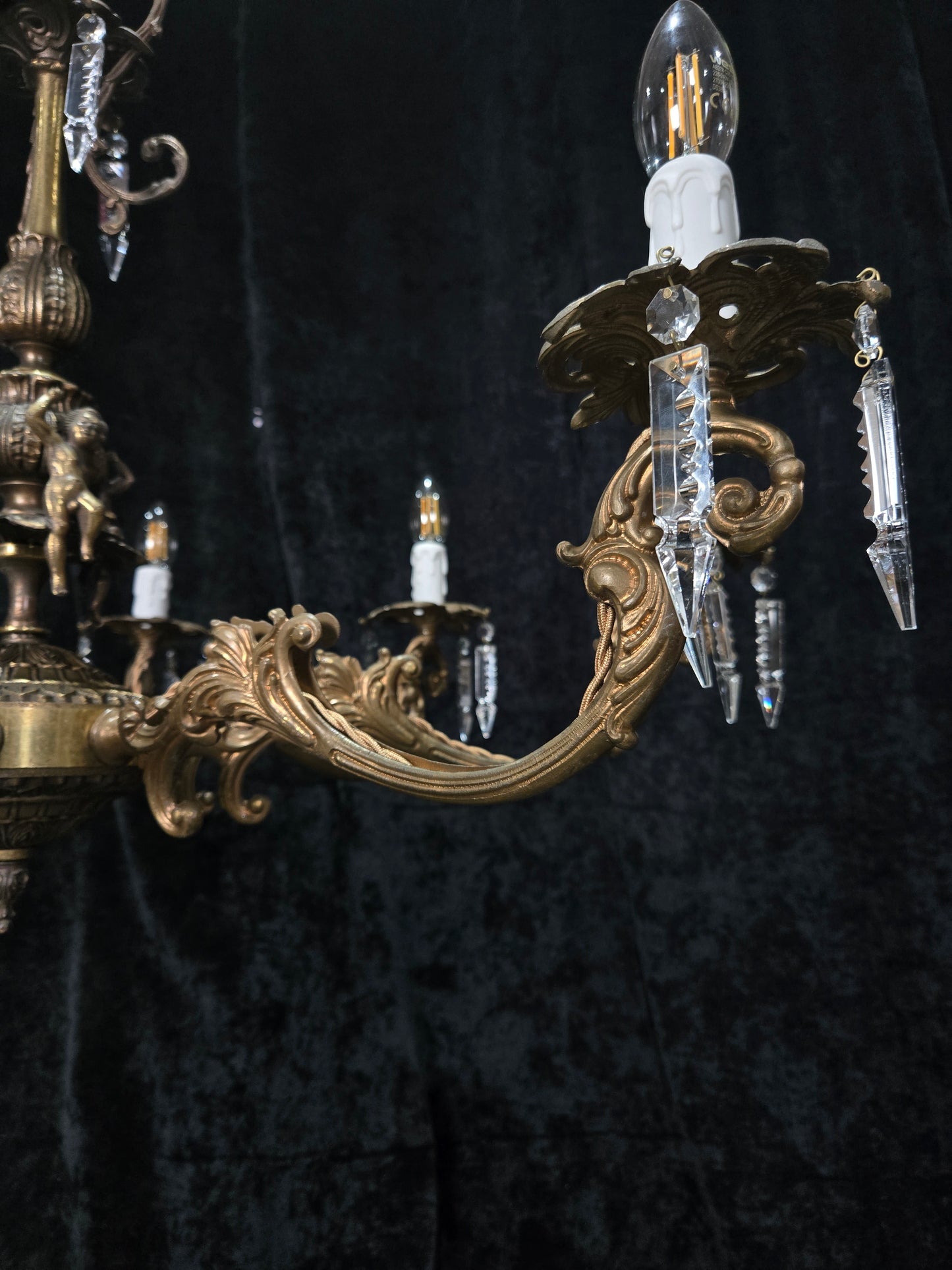 Fabulous Vintage Italian 8 Arm Large Brass Crystal Cherub Chandelier Light