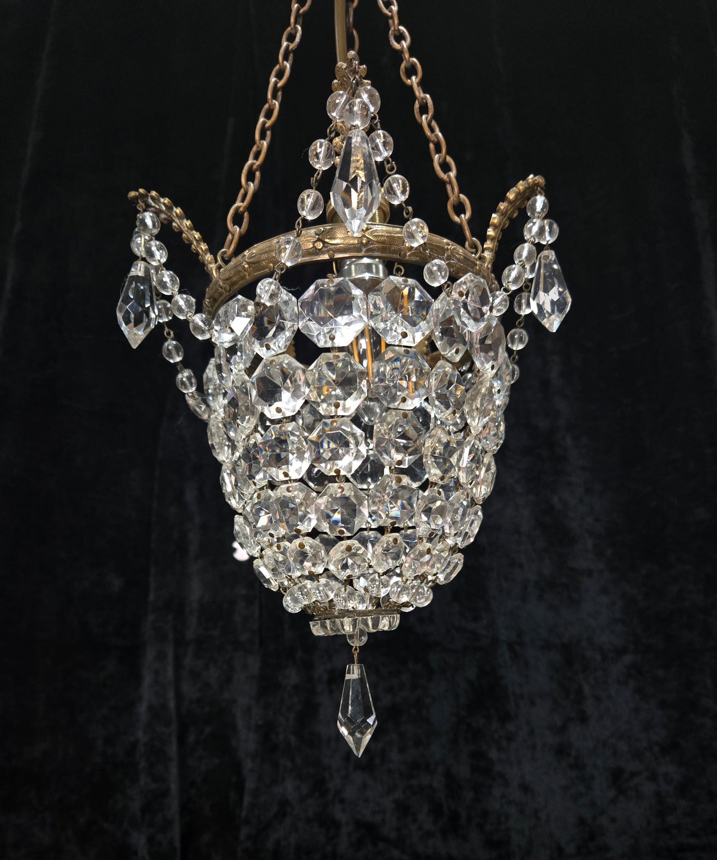 Beautiful Antique French Crystal Bag Brass Leaf Chandelier Ceiling Light