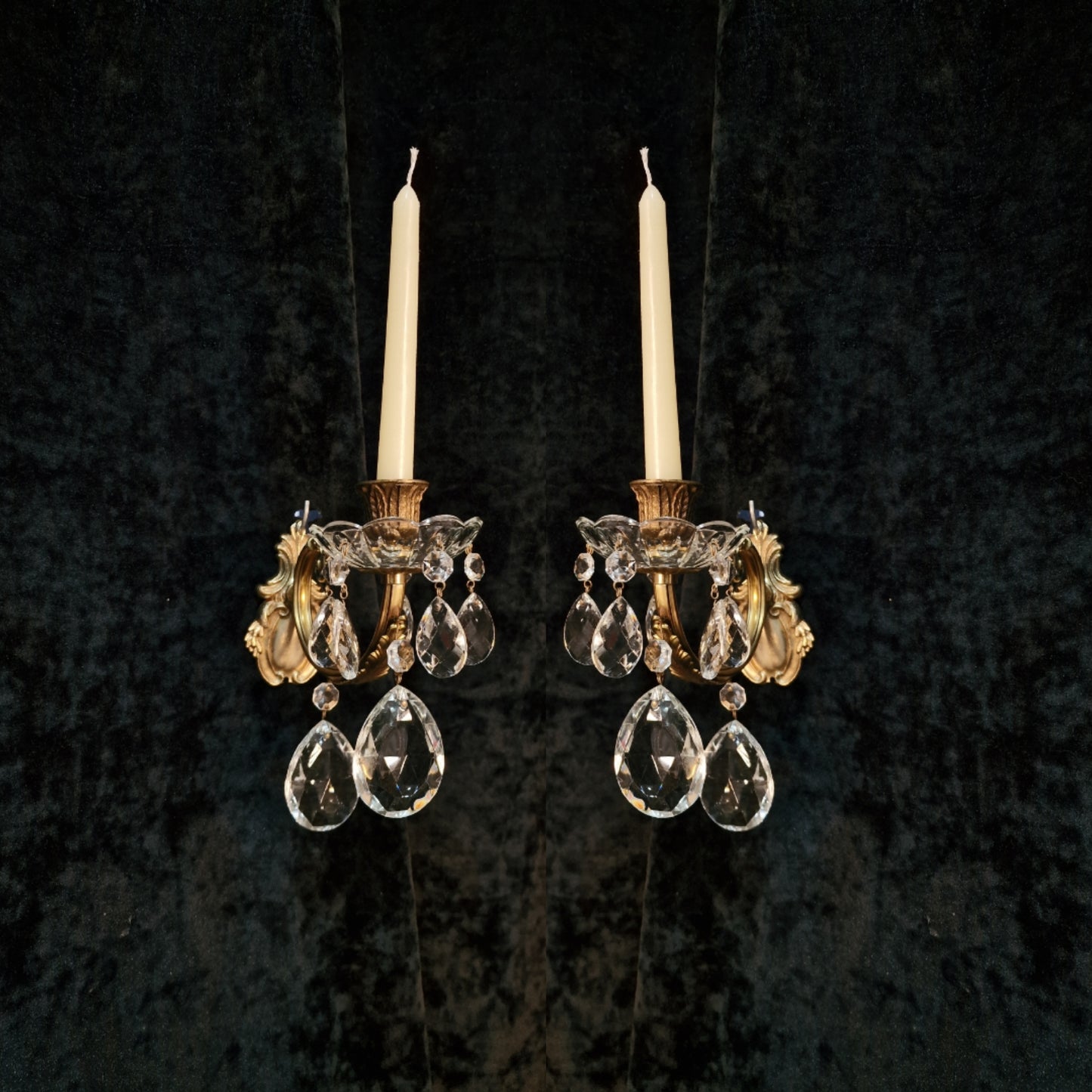 Lovely Pair Vintage Italian 1 Arm Brass Crystal Candle Wall Lights Wall Sconces