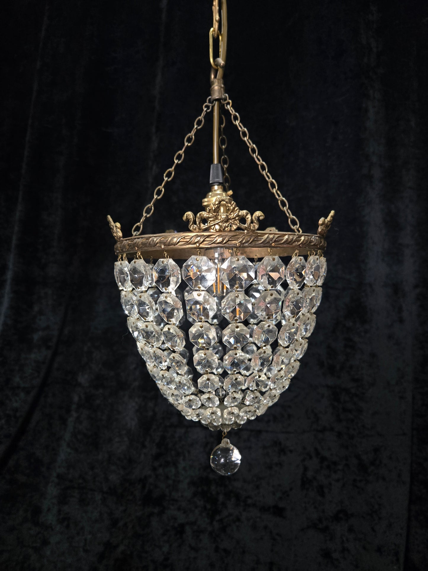 Beautiful Antique French Crystal Bag Brass and Bows Chandelier Ceiling Light