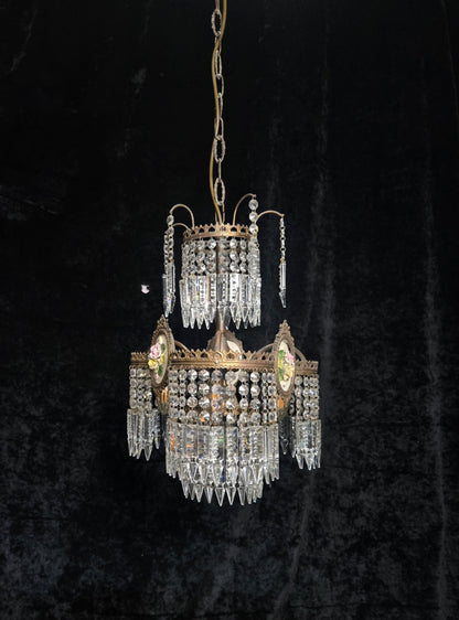 Beautiful Vintage Italian Capodimonte Flower Brass Crystal 4 Light Chandelier