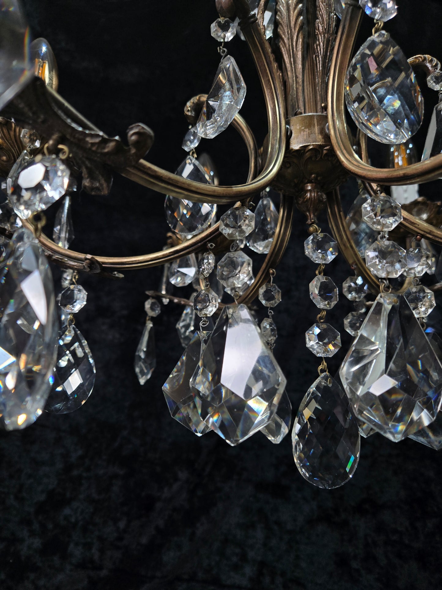 Fabulous Heavy Vintage Italian 6 Arm Leaf Crystal Chandelier Ceiling Light