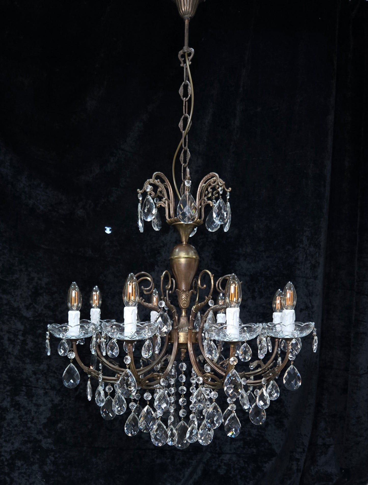 Fabulous Large Vintage Italian Heavy 8 Arm Leaf Crystal Chandelier Ceiling Light