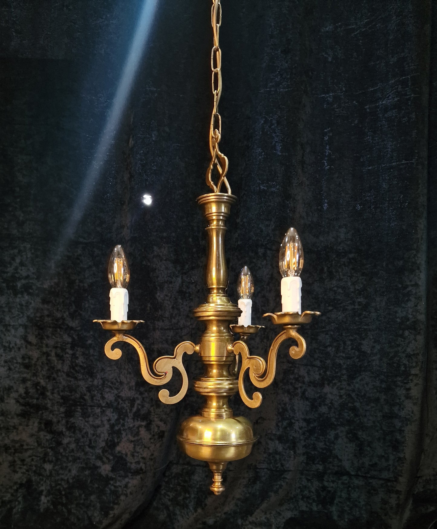 Elegant Vintage Italian 3 Arm Brass Chandelier Ceiling Light