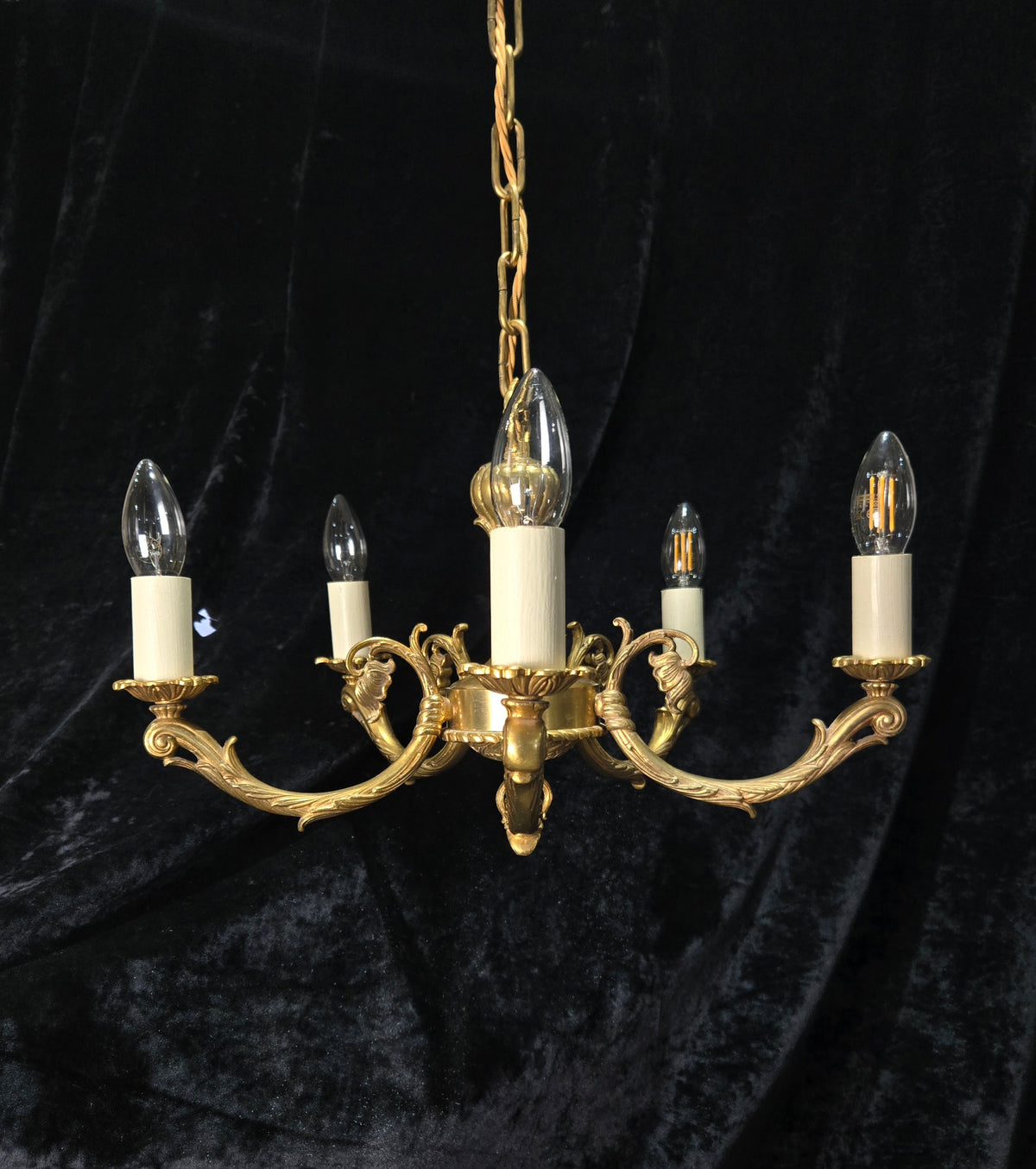 Traditional Vintage French 5 Arm Heavy Brass Flower Bud Chandelier ceiling Light