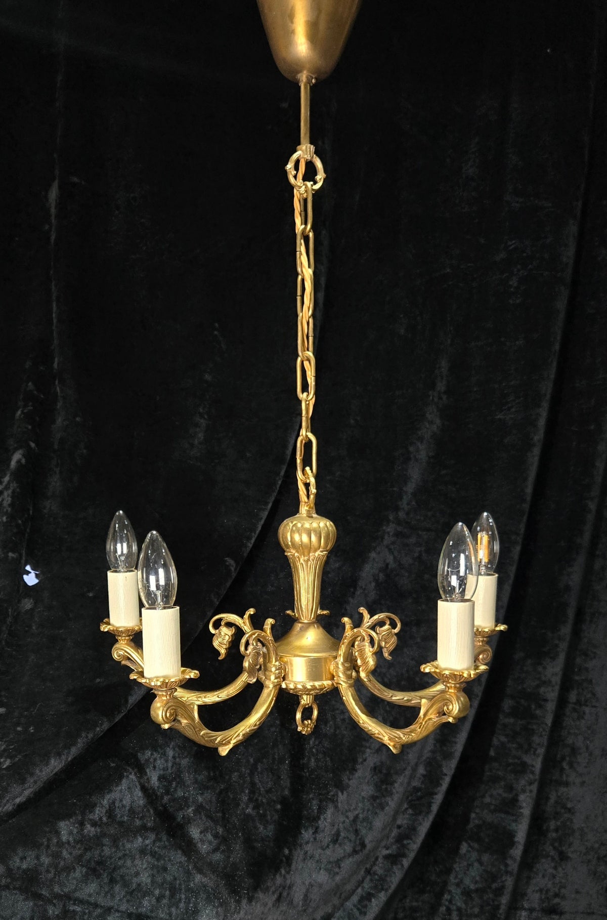 Traditional Vintage French 5 Arm Heavy Brass Flower Bud Chandelier ceiling Light