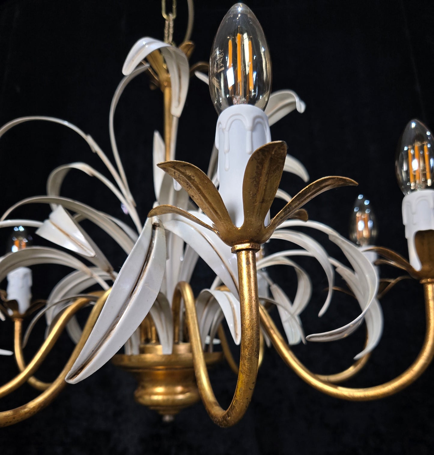 Lovely Vintage Italian MASCA Gilded Toleware 8 Arm Chandelier Ceiling Light