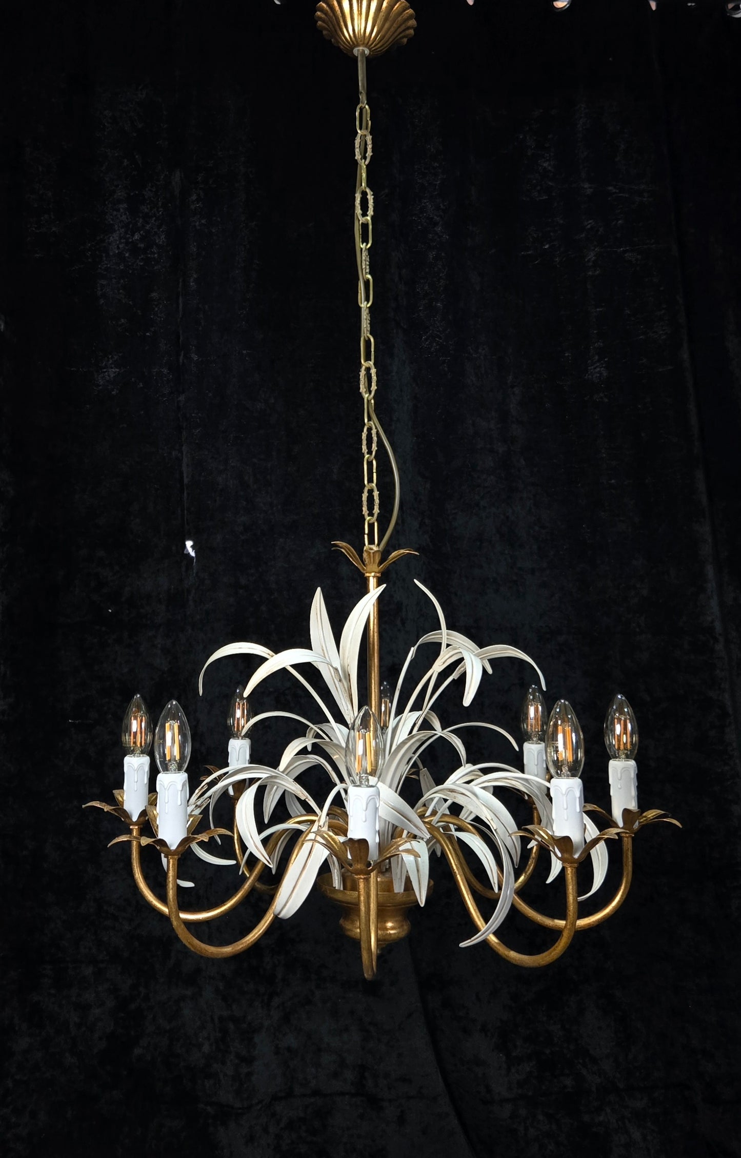 Lovely Vintage Italian MASCA Gilded Toleware 8 Arm Chandelier Ceiling Light