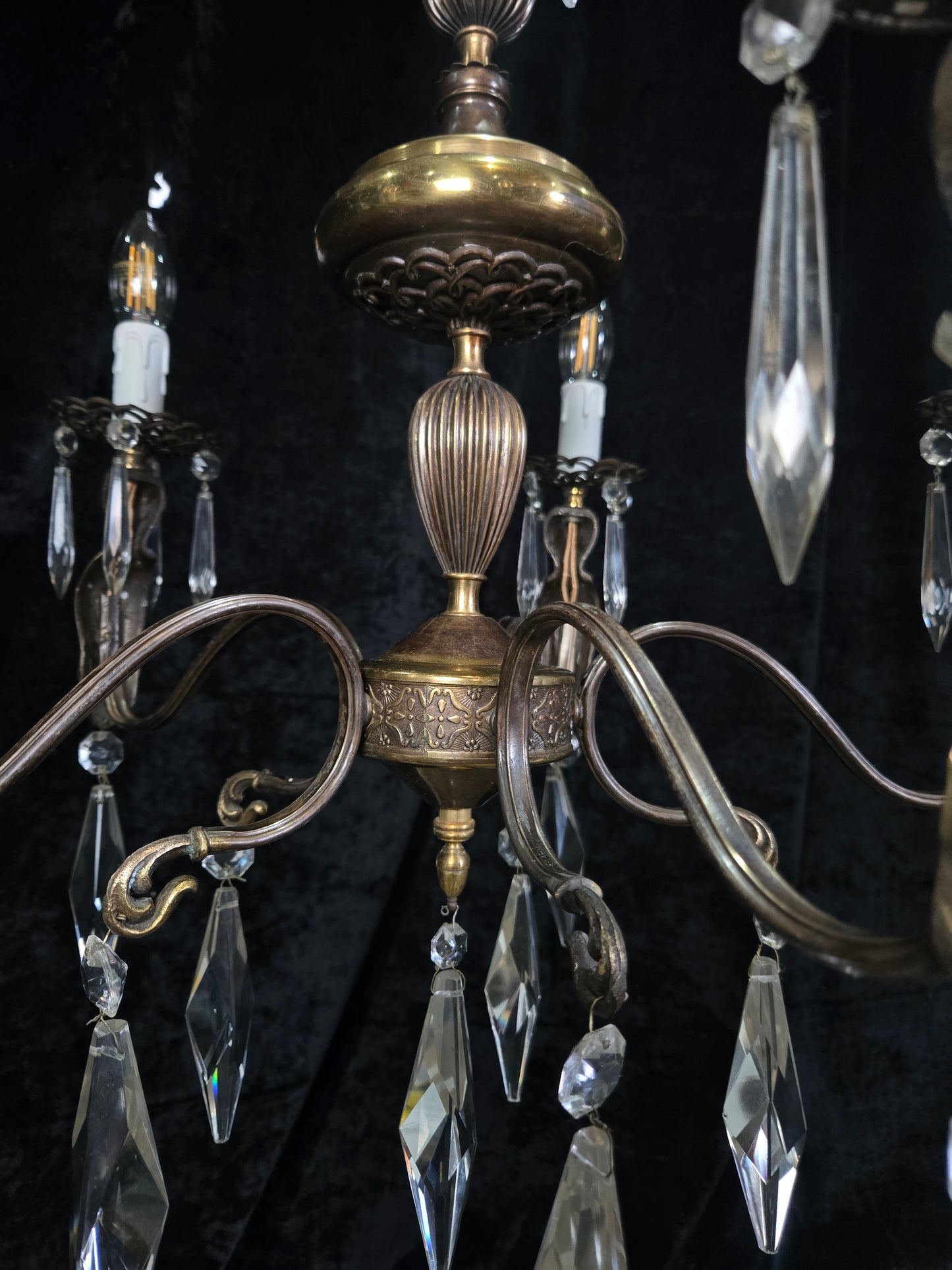 Classical Vintage Italian 5 Arm Crystal Brass Lady Figures Chandelier Light