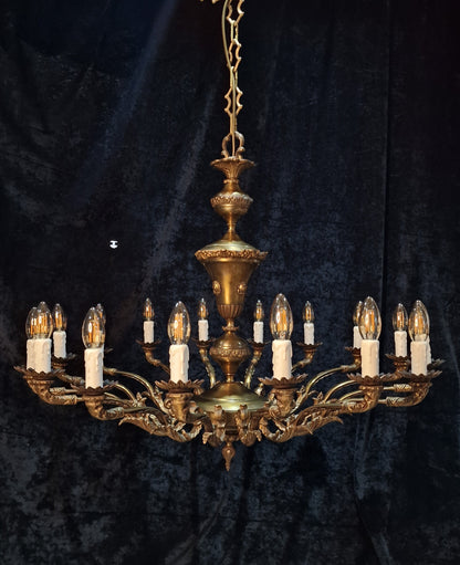 Stately Large Vintage Heavy Italian 16 Arm Brass Chandelier Ceiling Light
