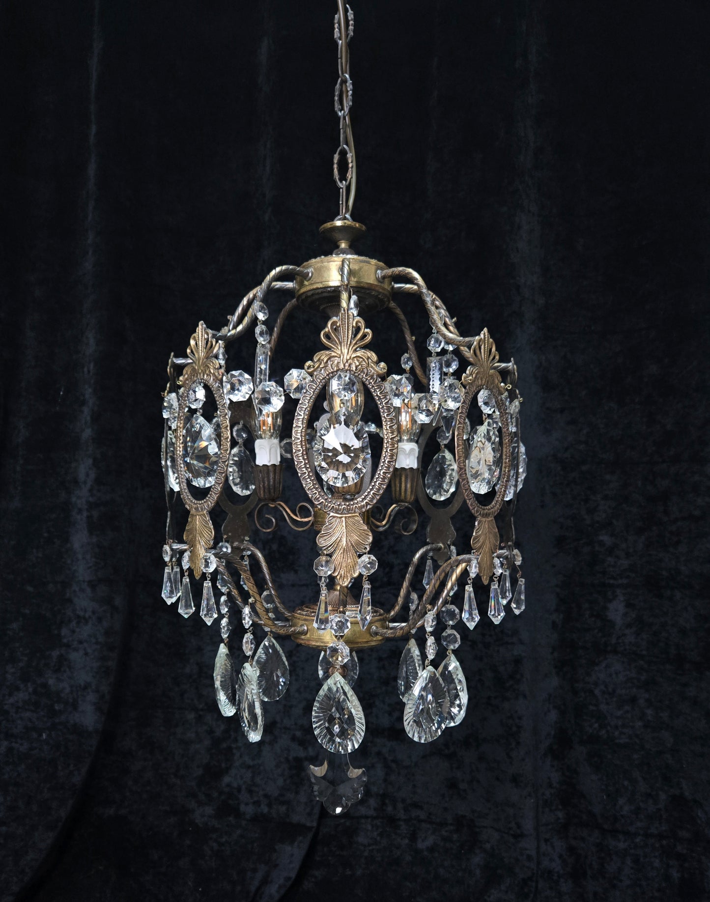 Elegant Vintage Italian Large 3 Arm Cage Crystal Brass Chandelier Ceiling Light