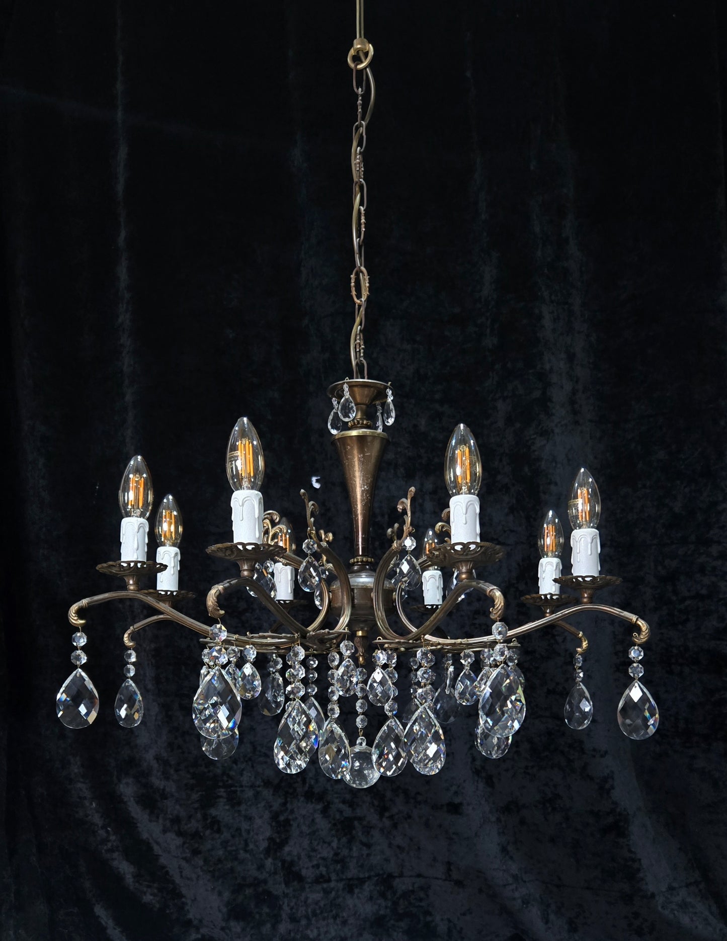 Gorgeous Vintage Italian 8 Arm Crystal Brass Leaf Chandelier Ceiling Light