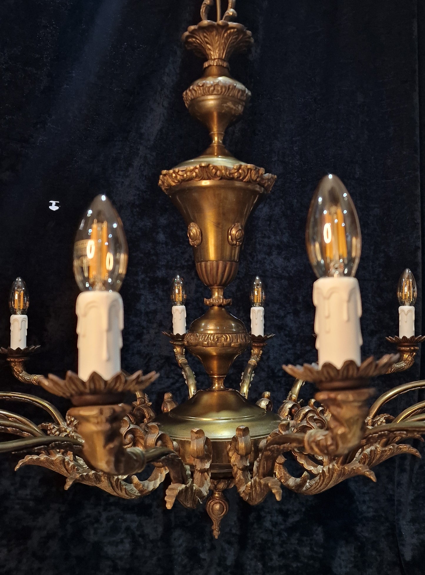 Stately Large Vintage Heavy Italian 16 Arm Brass Chandelier Ceiling Light