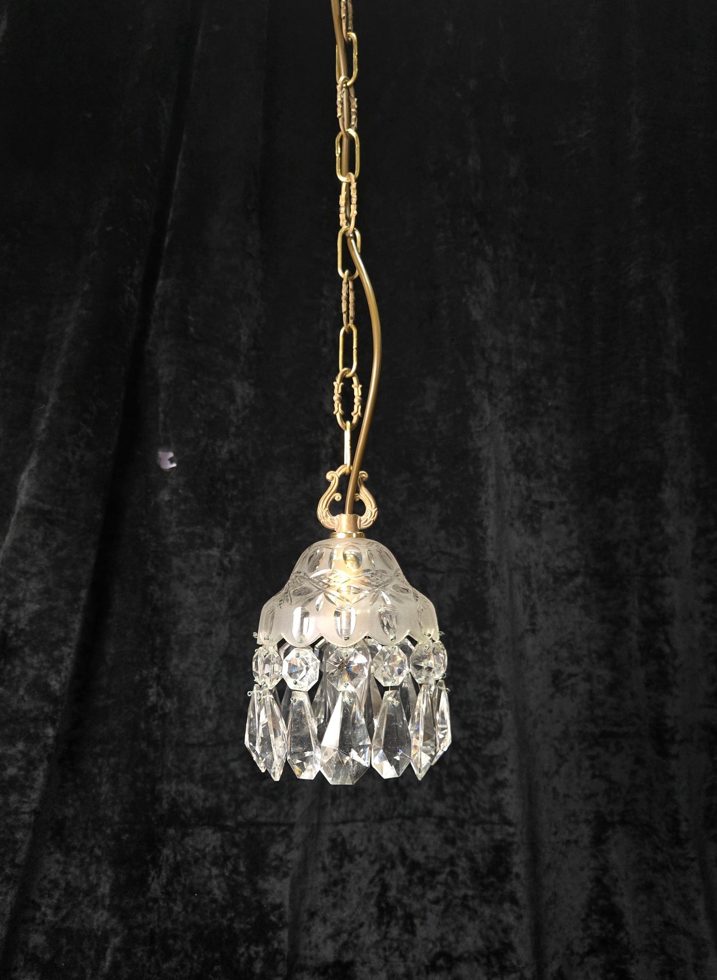 Stunning Petite Cut Glass Crystal Antique Shade Brass Pendant Light Chandelier