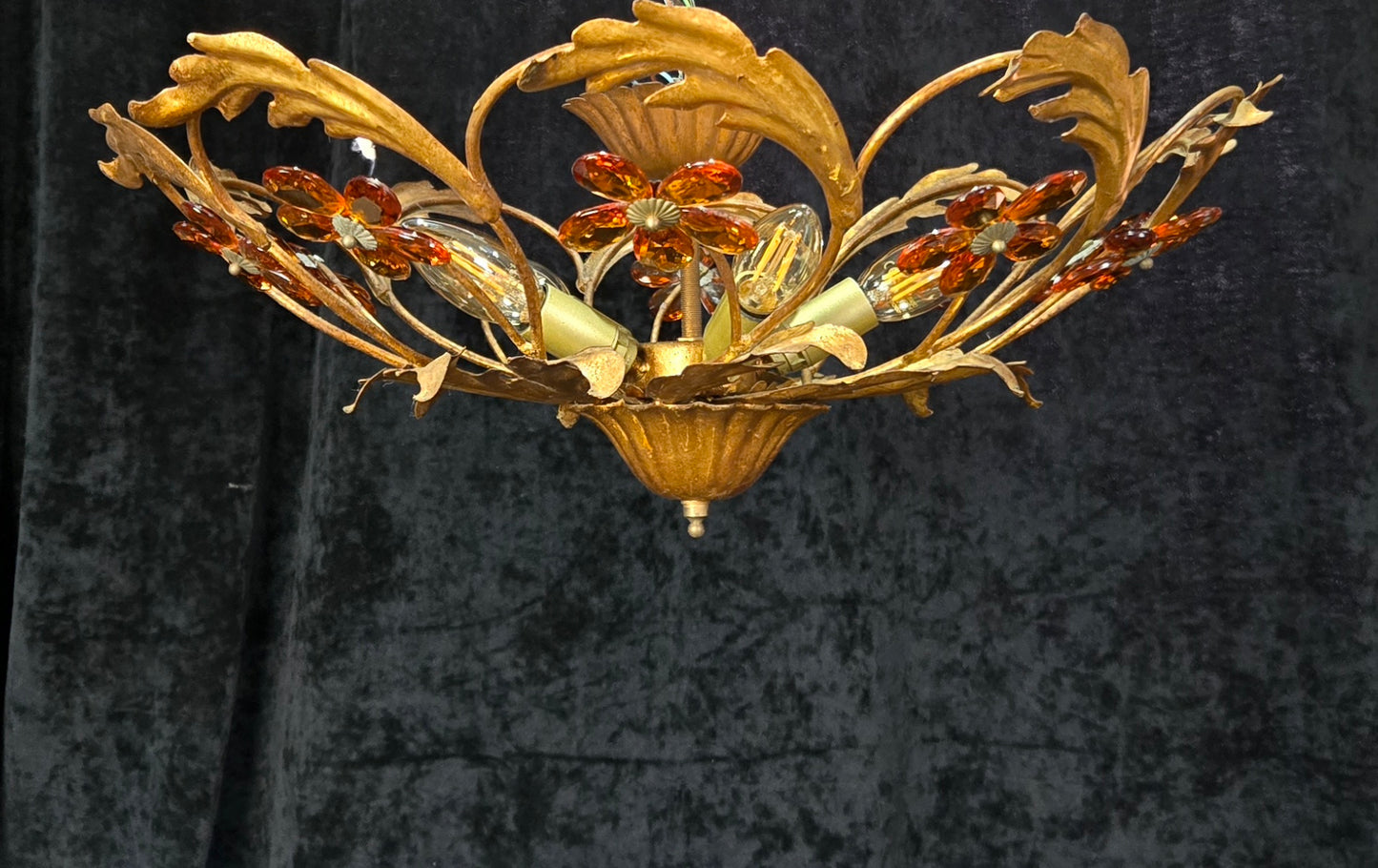 Beautiful Vintage Italian Banci 5 Light Gilded Toleware Flush Ceiling Chandelier