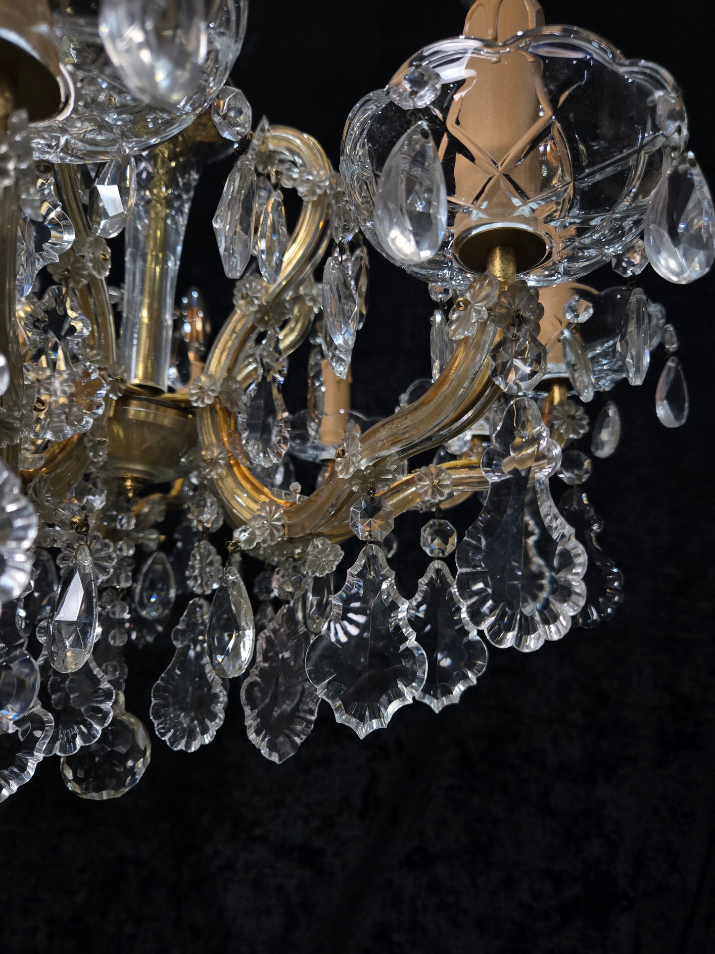 Stunning Vintage Made in Germany Marie Therese Crystal Brass 10 Light Chandelier