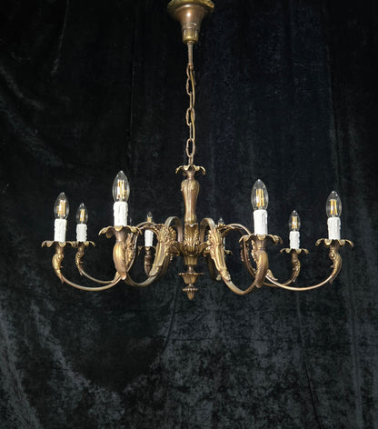 Traditional Large Vintage Italian 8 Arm Brass Chandelier Ceiling Light