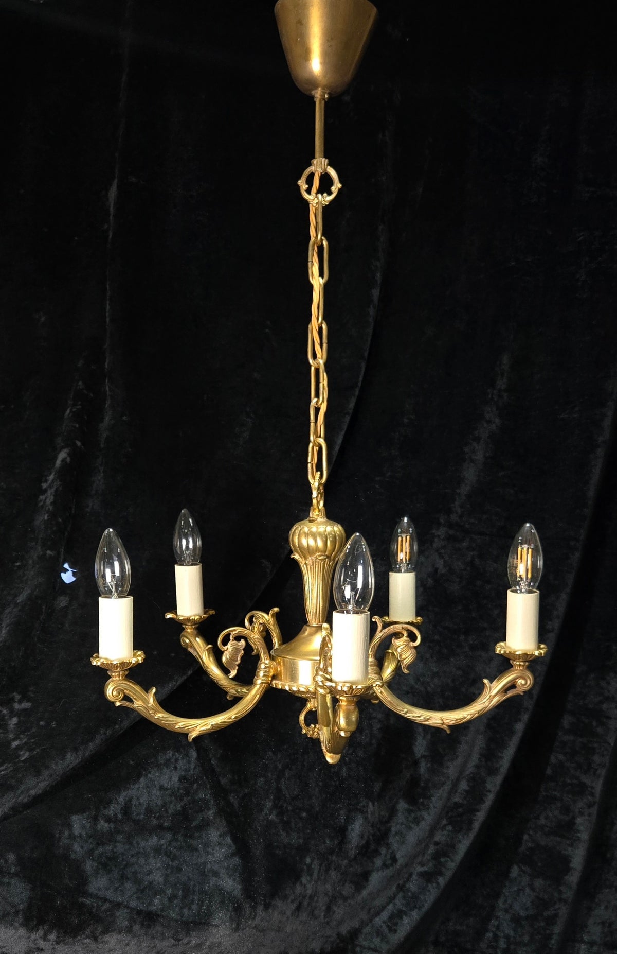 Traditional Vintage French 5 Arm Heavy Brass Flower Bud Chandelier ceiling Light