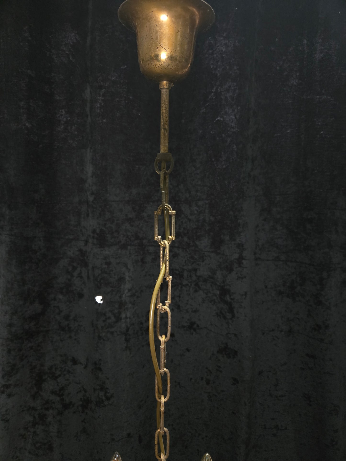 Traditional Heavy Vintage Dutch 8 Arm Brass Gothic Style Chandelier Light