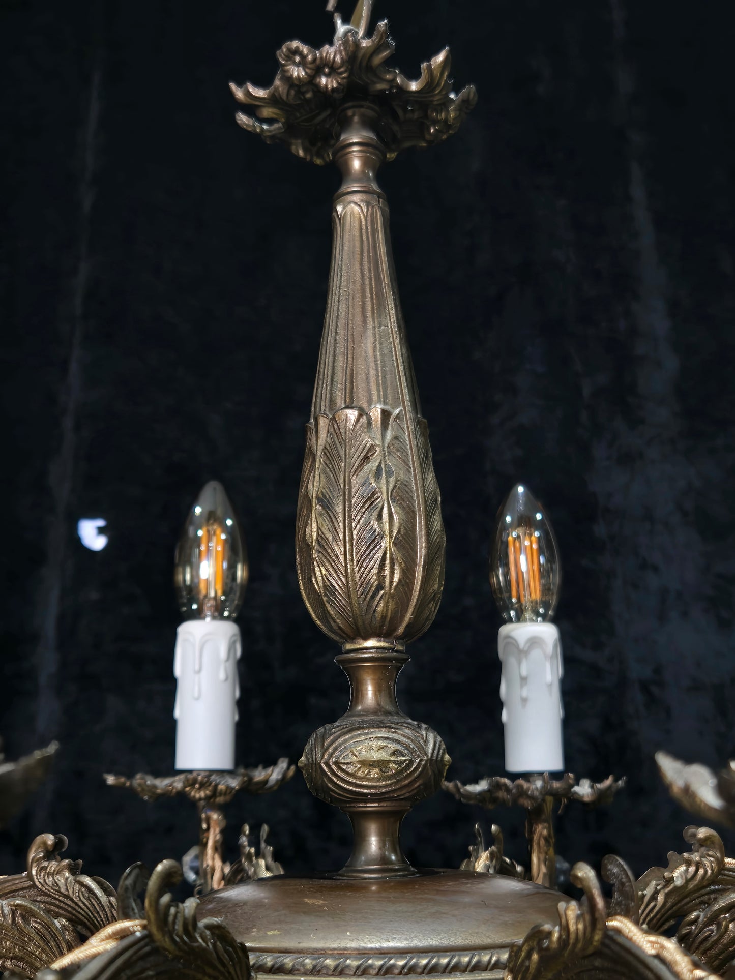 Fabulous Vintage Italian 8 Arm Brass Flower Crystal Chandelier Ceiling Light