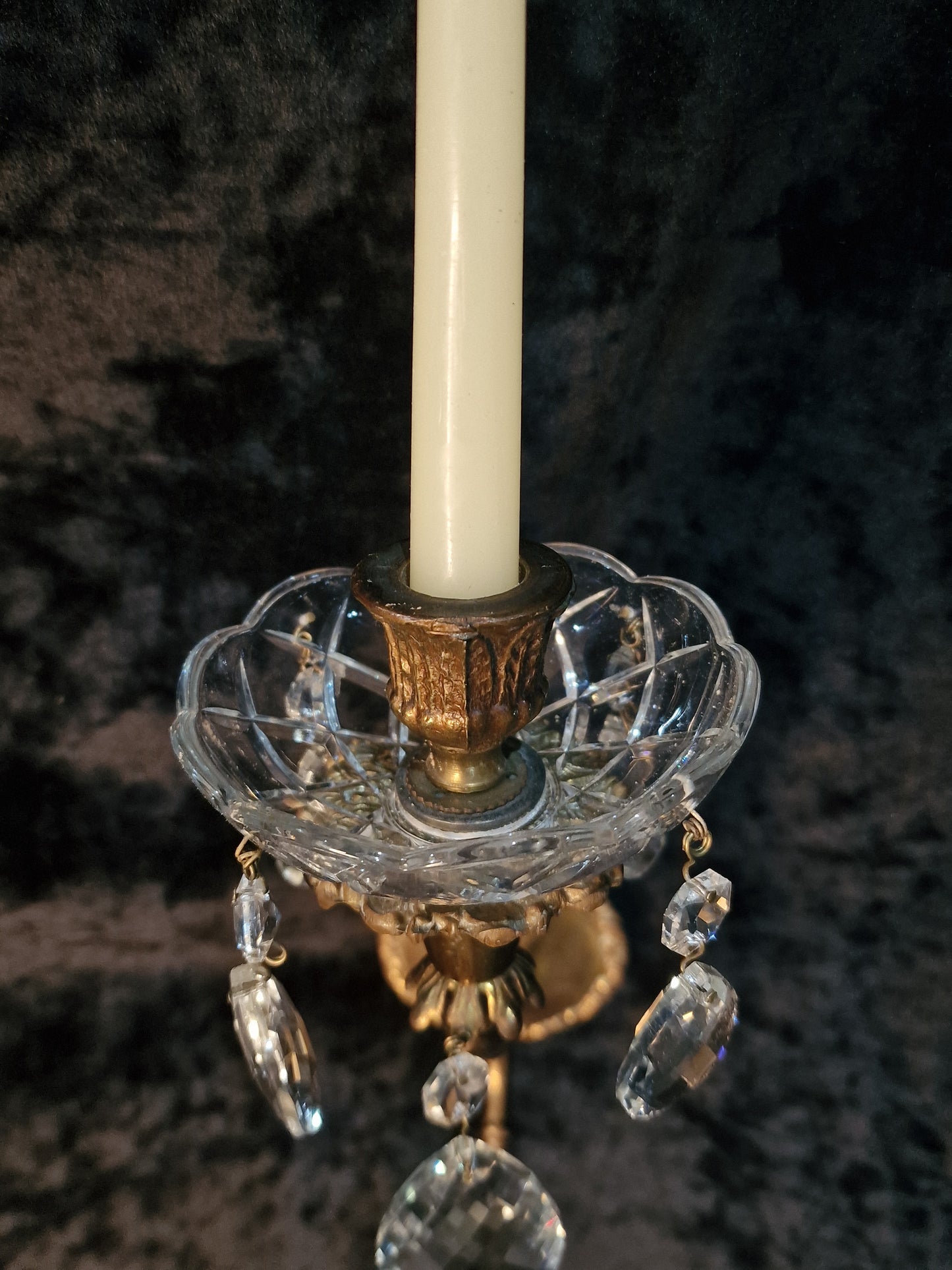 Elegant Pair Vintage Italian 1 Arm Crystal Brass Candle Wall Lights Sconces