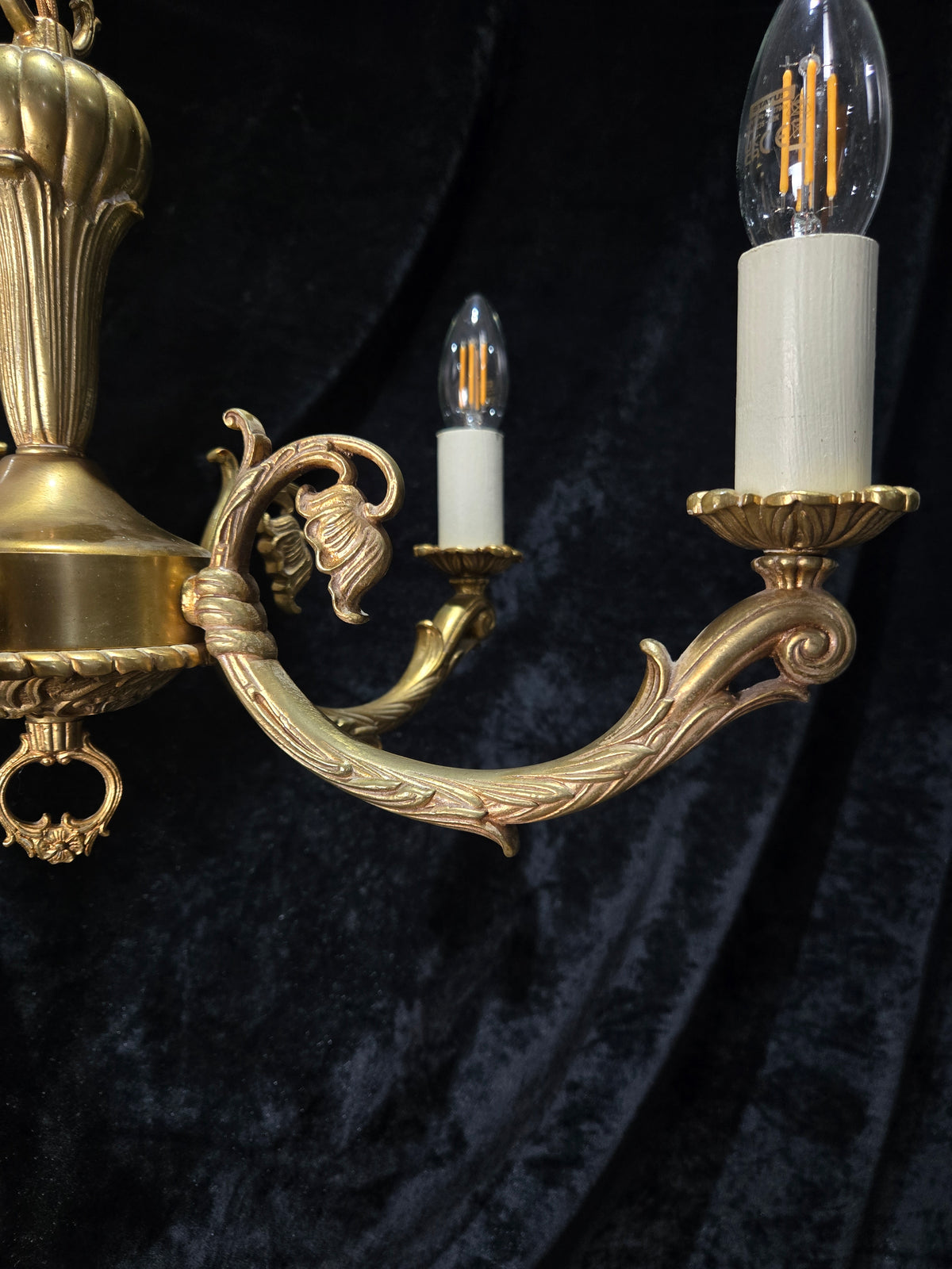 Traditional Vintage French 5 Arm Heavy Brass Flower Bud Chandelier ceiling Light