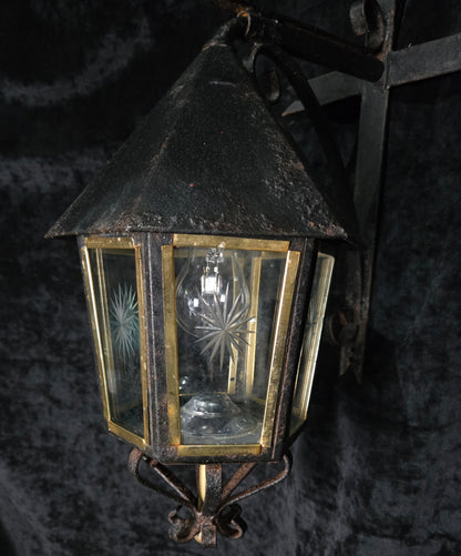 Traditional Antique Wrought Iron Starburst Cut Glass Outdoor Wall Lantern Light