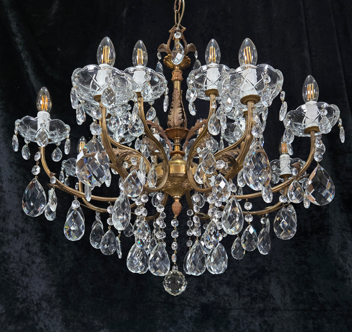 Fabulous Large Vintage Italian Heavy 8 Arm 16 Light Brass Crystal Chandelier