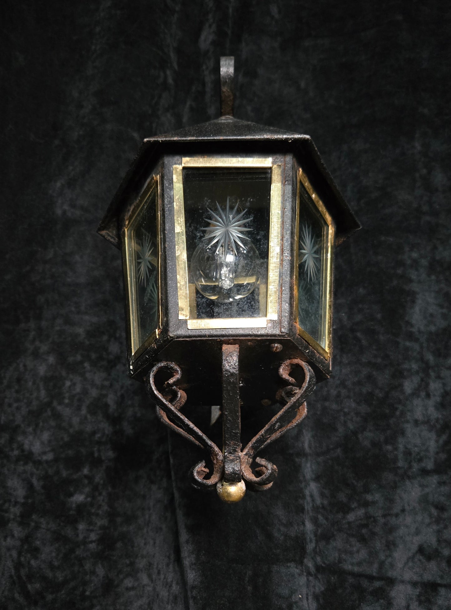 Traditional Antique Wrought Iron Starburst Cut Glass Outdoor Wall Lantern Light