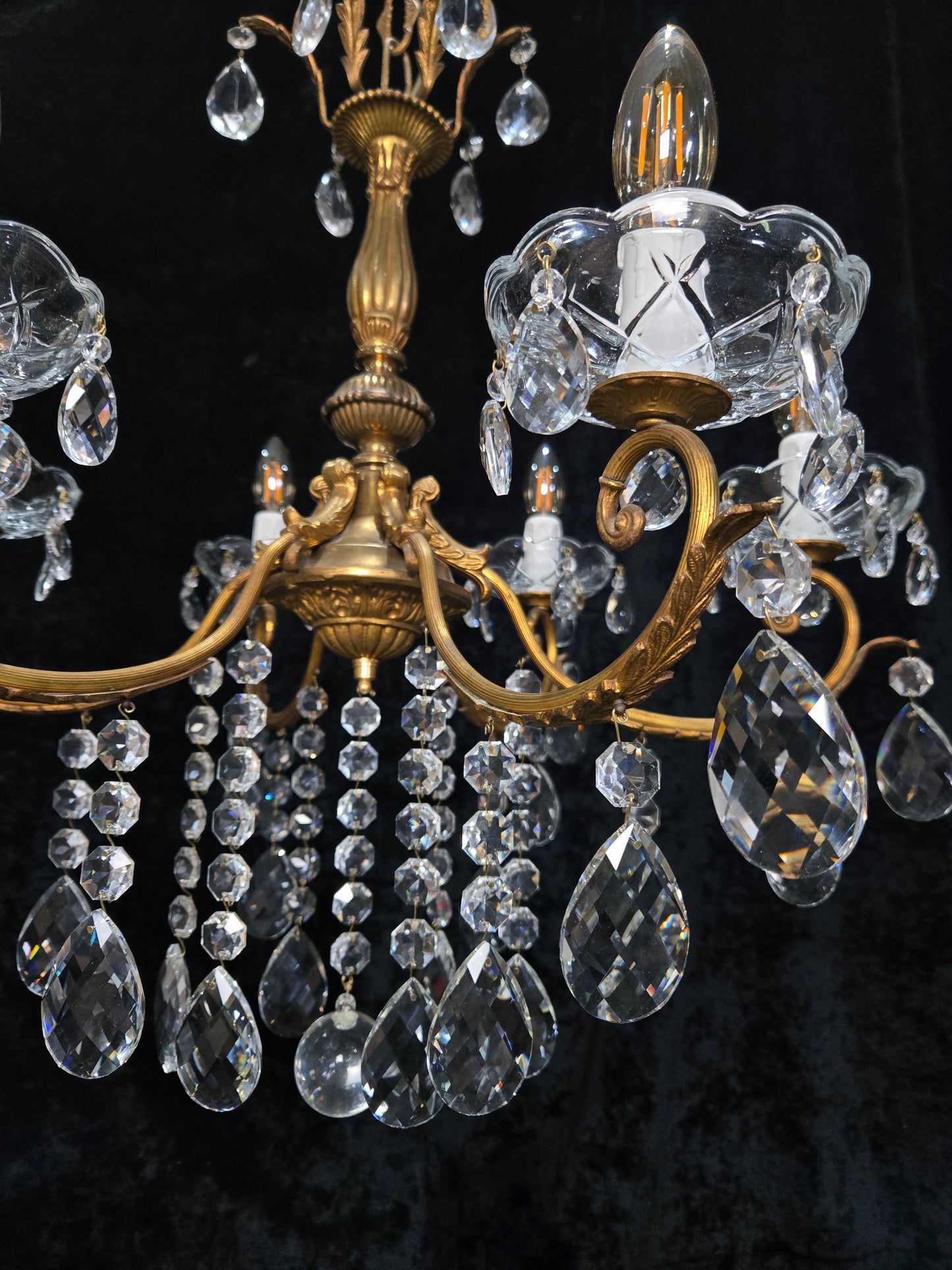 Gorgeous Heavy Vintage Italian 6 Arm Brass Leaf Crystal Chandelier Ceiling Light