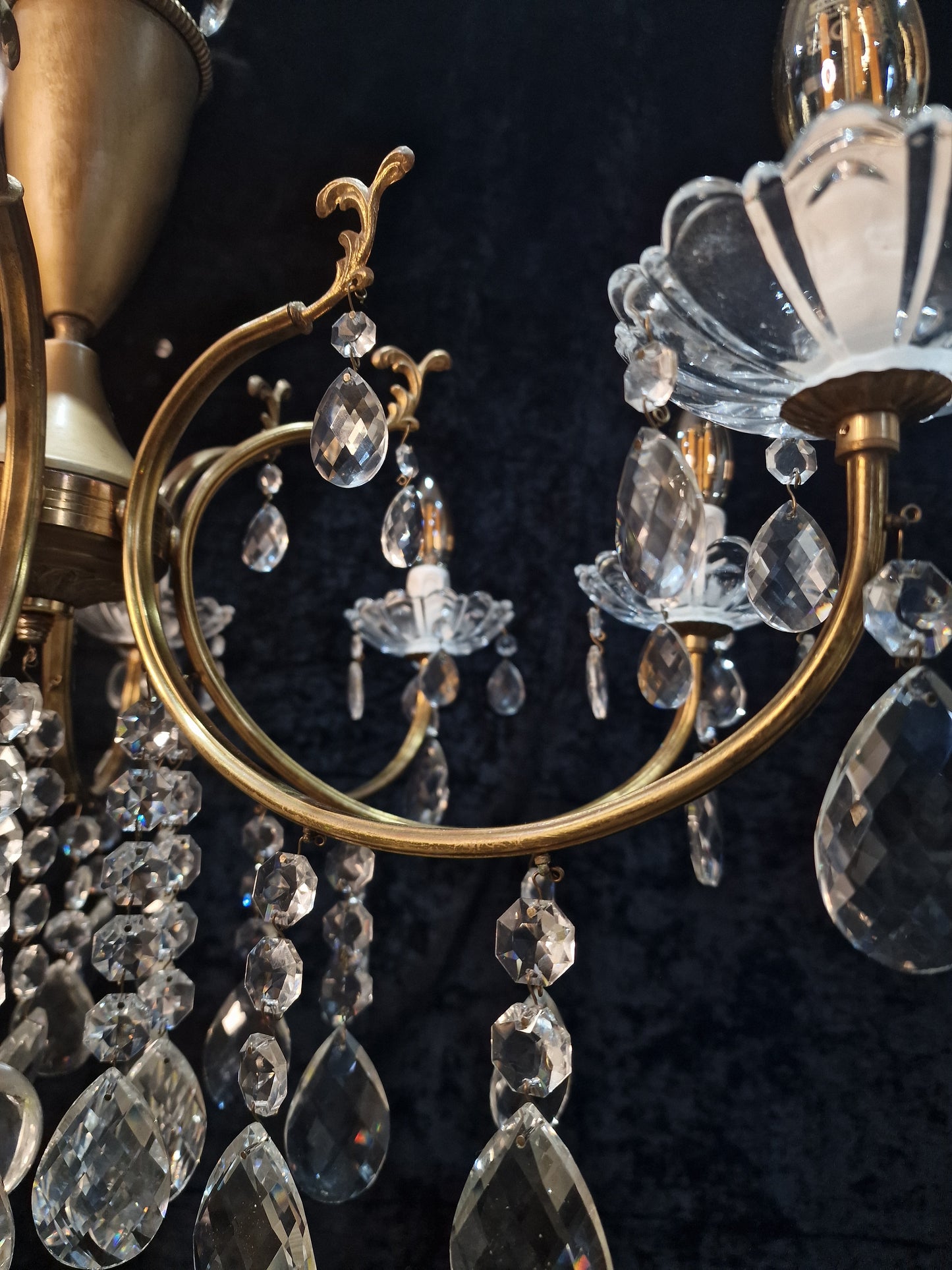 Fabulous Vintage Italian 8 Arm Brass and Crystal Leaf Chandelier Ceiling Light