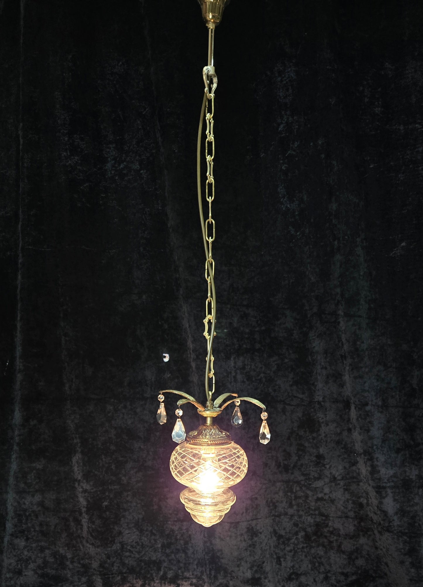 Lovely Vintage Clear Cut Glass Brass Crystal Leaf Hall Lantern Pendant Light