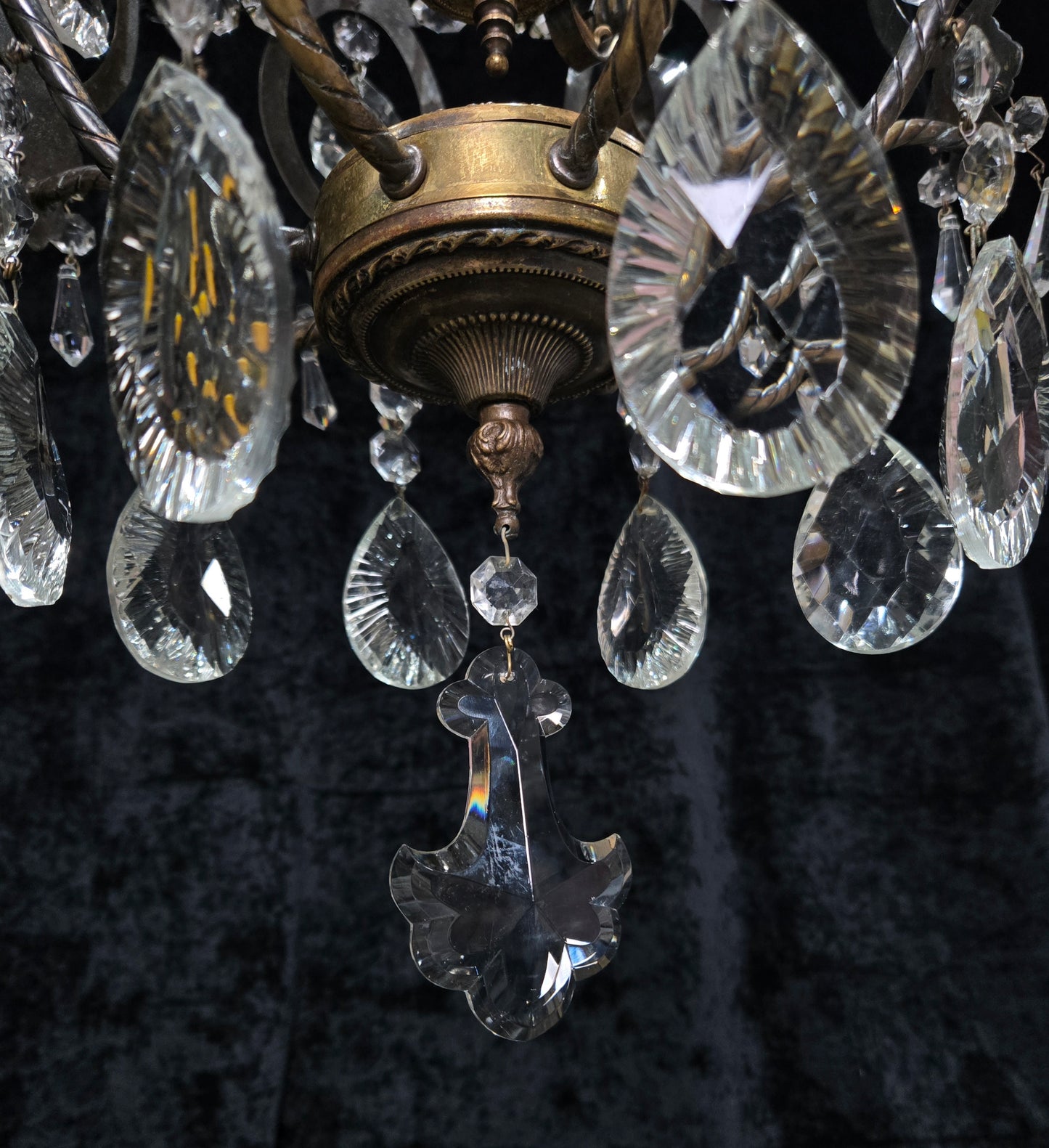 Elegant Vintage Italian Large 3 Arm Cage Crystal Brass Chandelier Ceiling Light
