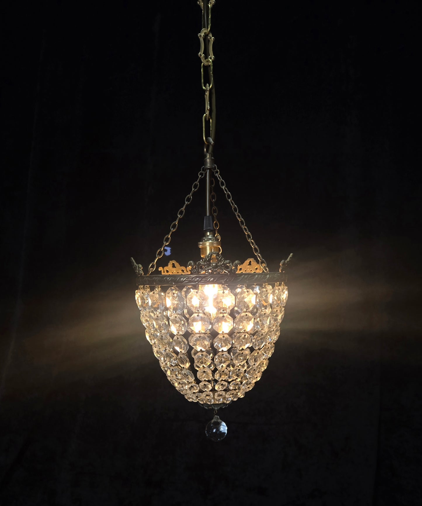 Beautiful Antique French Crystal Bag Brass and Bows Chandelier Ceiling Light