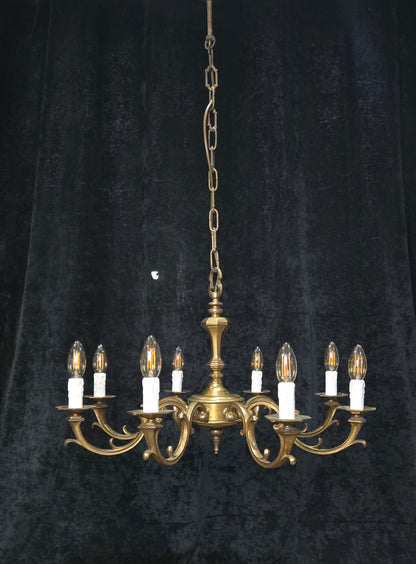 Traditional Heavy Vintage Dutch 8 Arm Brass Gothic Style Chandelier Light