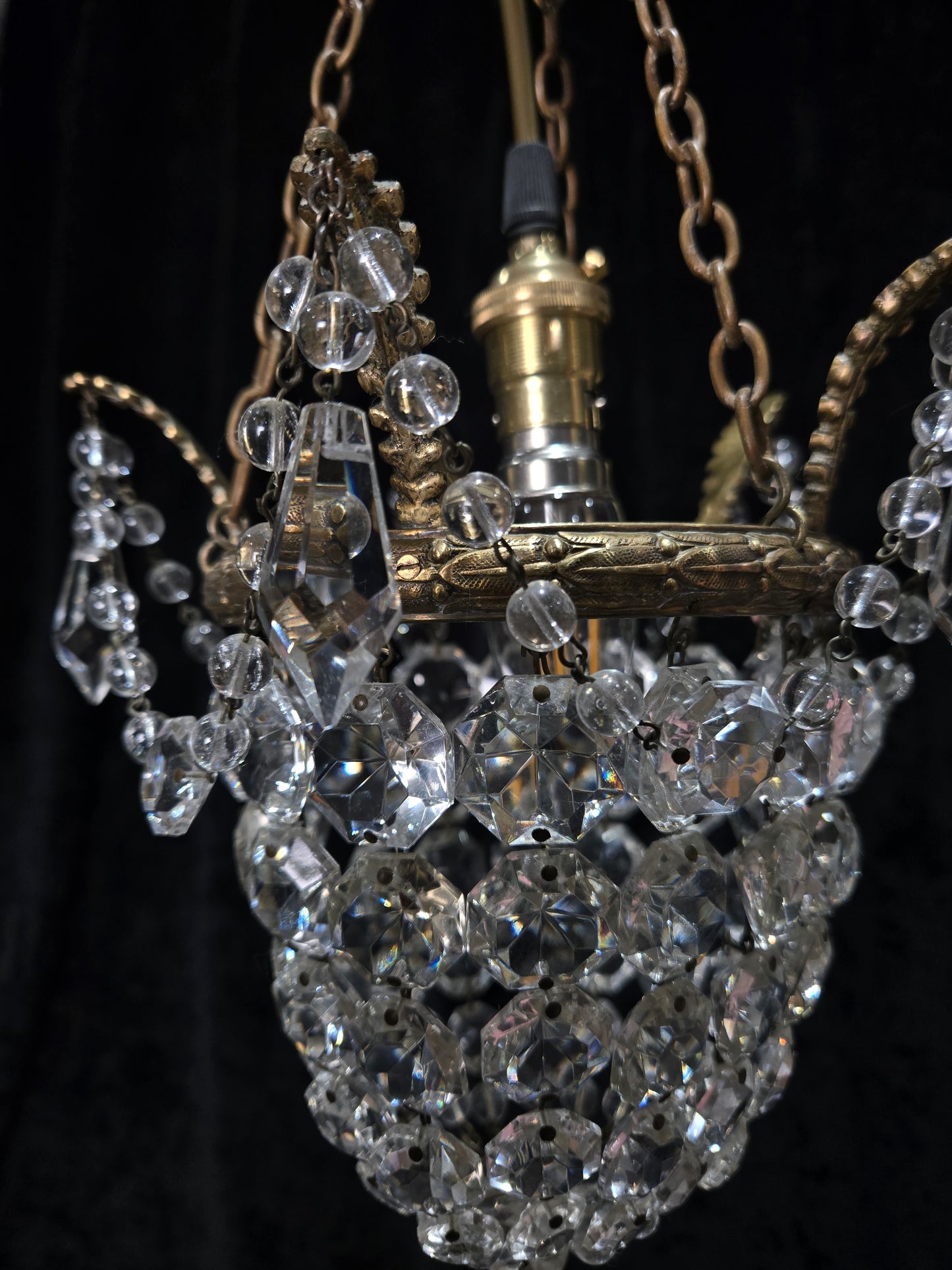Beautiful Antique French Crystal Bag Brass Leaf Chandelier Ceiling Light