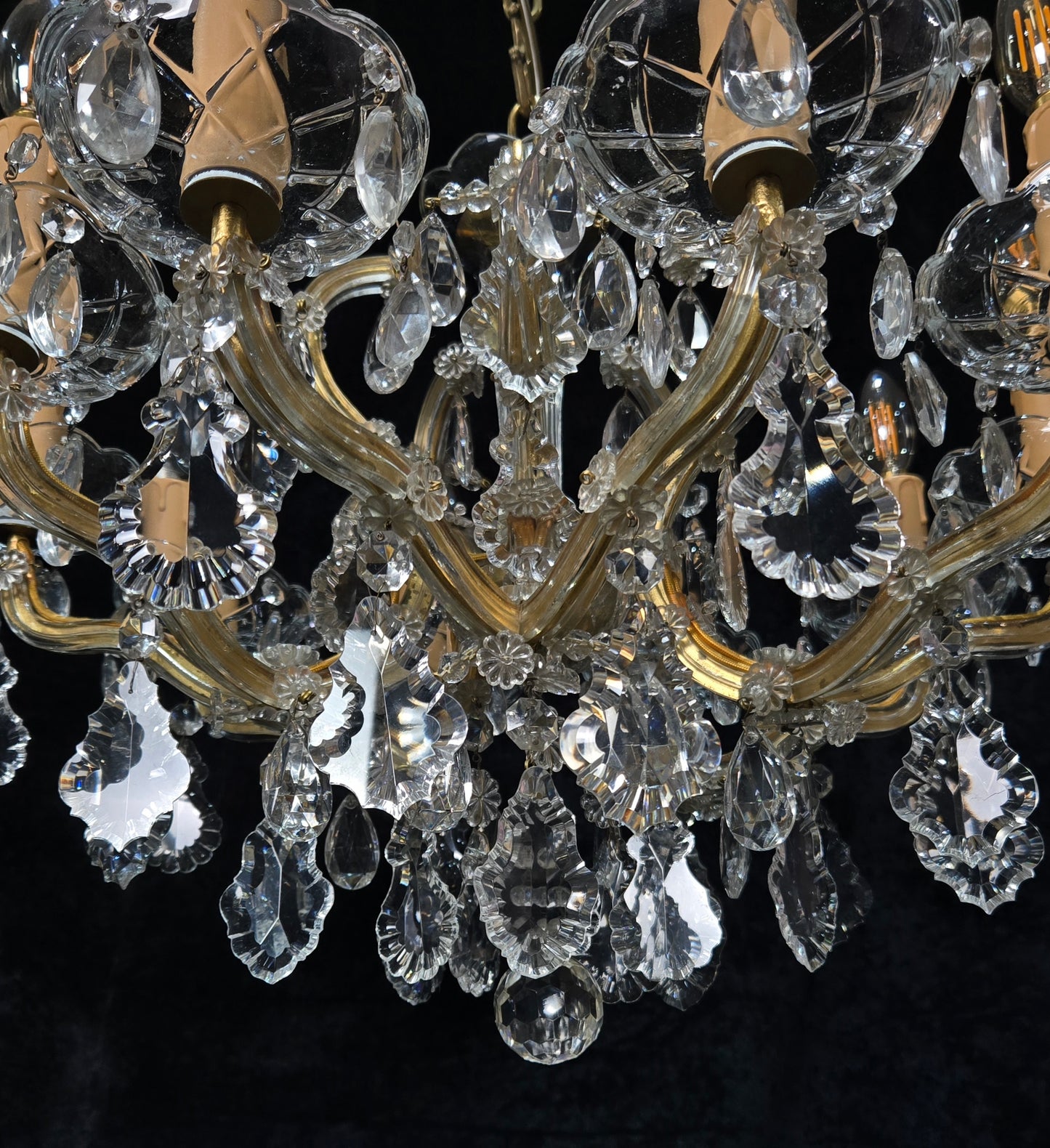 Stunning Vintage Made in Germany Marie Therese Crystal Brass 10 Light Chandelier
