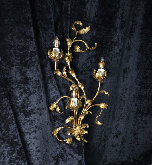 Beautiful Large Vintage Italian 3 Light Gilded Toleware Florentine Sconce Light