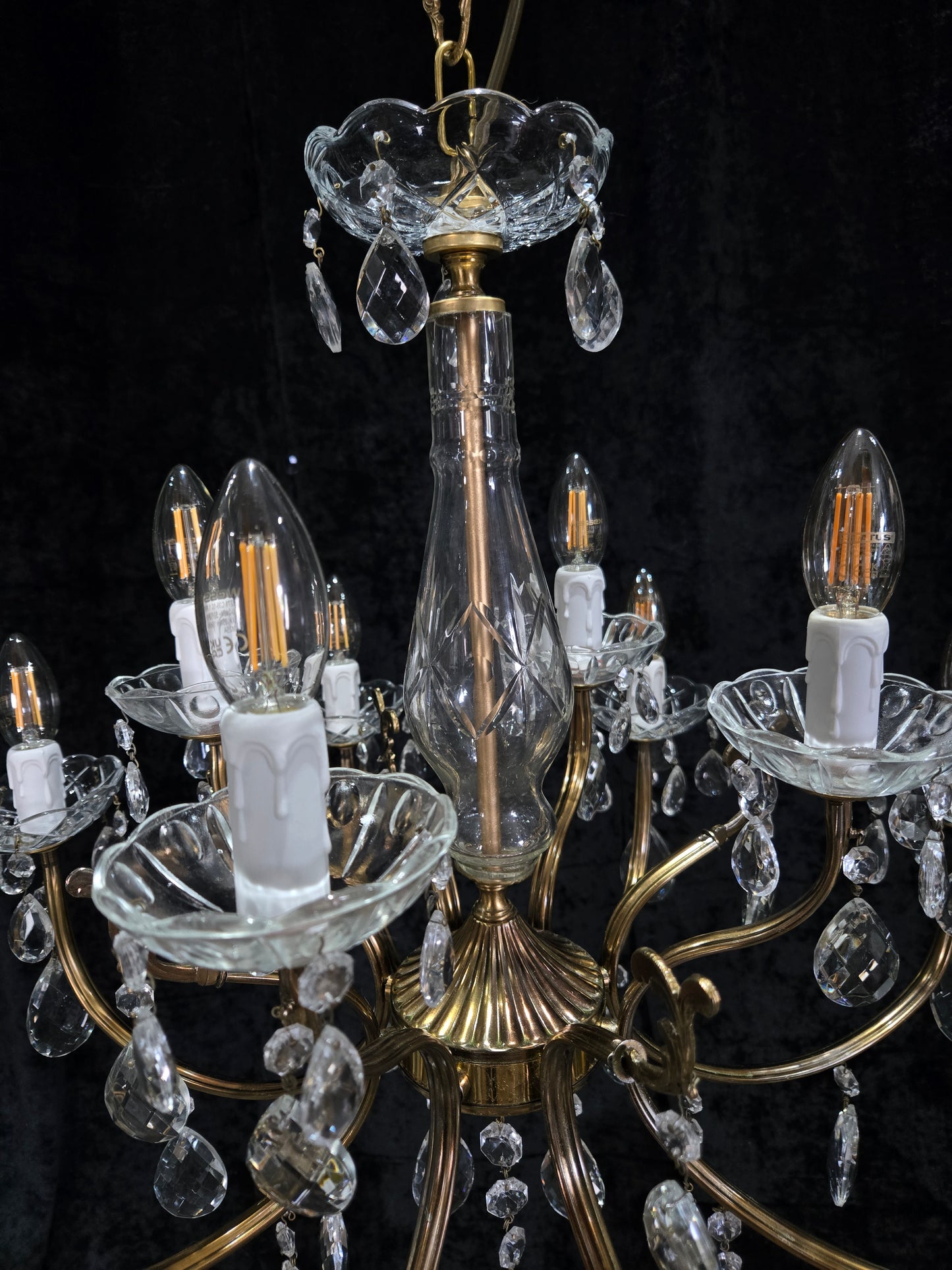 Classical Vintage Italian 8 Arm 12 Light Brass Crystal Chandelier Ceiling Light