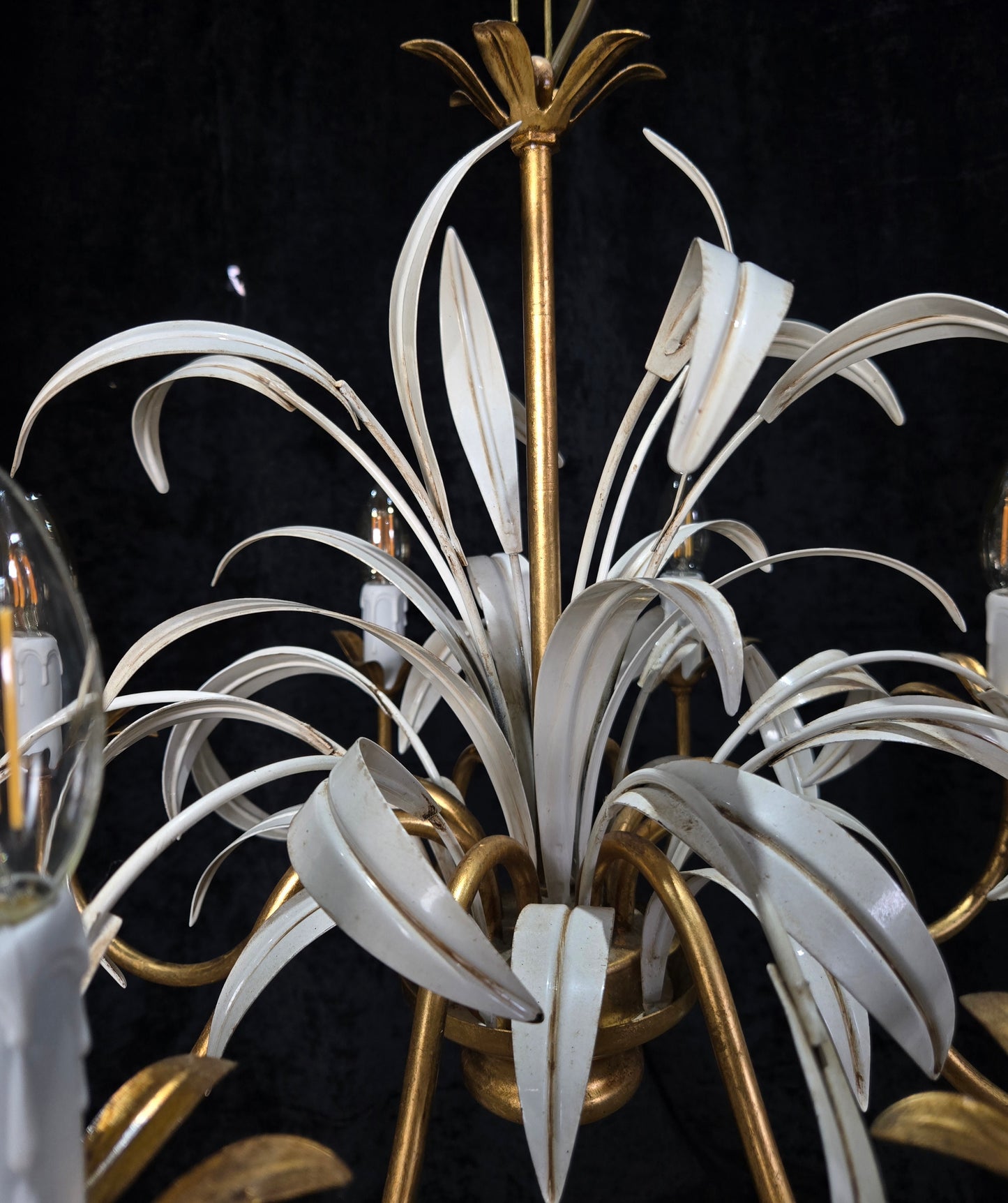 Lovely Vintage Italian MASCA Gilded Toleware 8 Arm Chandelier Ceiling Light