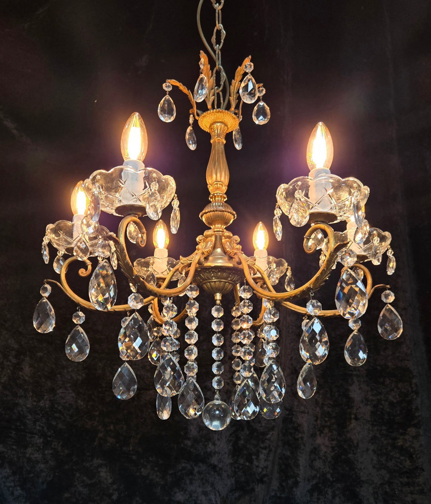 Gorgeous Heavy Vintage Italian 6 Arm Brass Leaf Crystal Chandelier Ceiling Light
